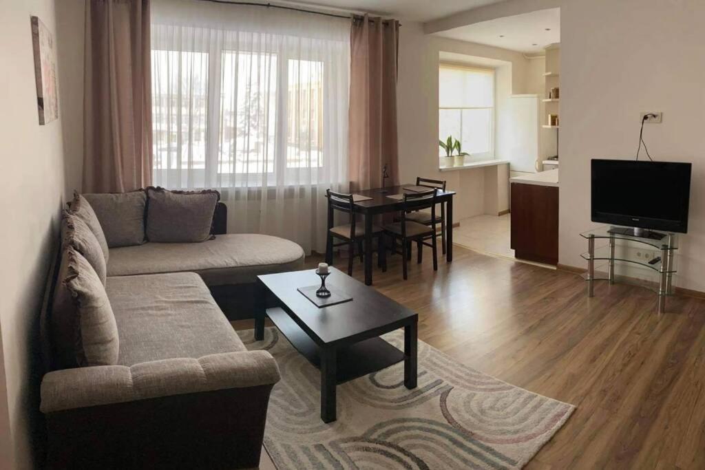 Apartamentai Draugystes Street Šiauliai Екстериор снимка